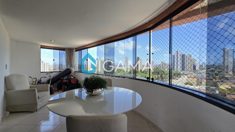 Imóvel com 4 Quartos à Venda, 198 m² em Lagoa Nova - Natal