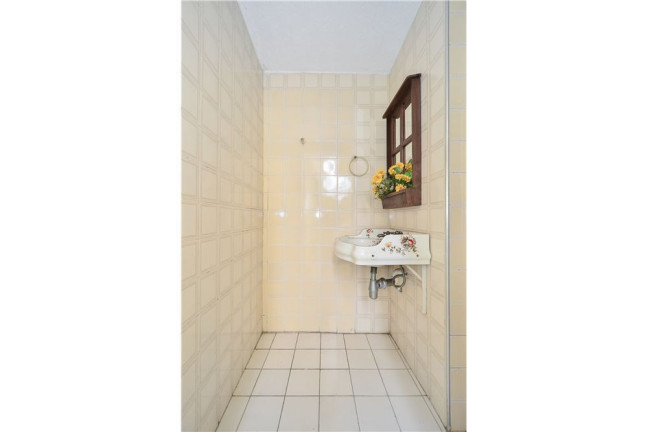 Imagem Casa com 5 Quartos à Venda,  em Jardim Aeroporto - São Paulo