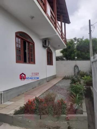 Imagem Imóvel com 4 Quartos à Venda, 