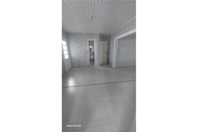 Imagem Casa com 3 Quartos à Venda, 280 m² em Partenon - Porto Alegre Imagem Casa com 3 Quartos à Venda, 280 m² em Partenon - Porto Alegre