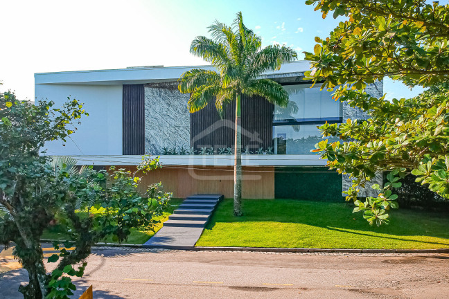 Imagem Casa com 5 Quartos à Venda, 1.288 m² em Barra Da Tijuca - Rio De Janeiro Imagem Casa com 5 Quartos à Venda, 1.288 m² em Barra Da Tijuca - Rio De Janeiro
