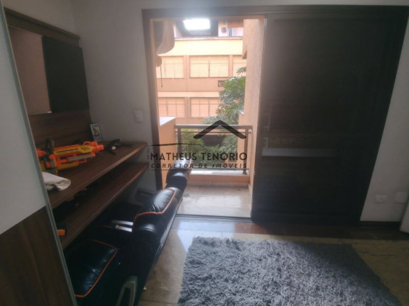 Imagem Apartamento com 3 Quartos à Venda, 130 m² Imagem Apartamento com 3 Quartos à Venda, 130 m²