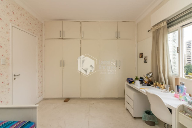 Imagem Apartamento com 3 Quartos à Venda, 212 m² em Santa Cecília - São Paulo