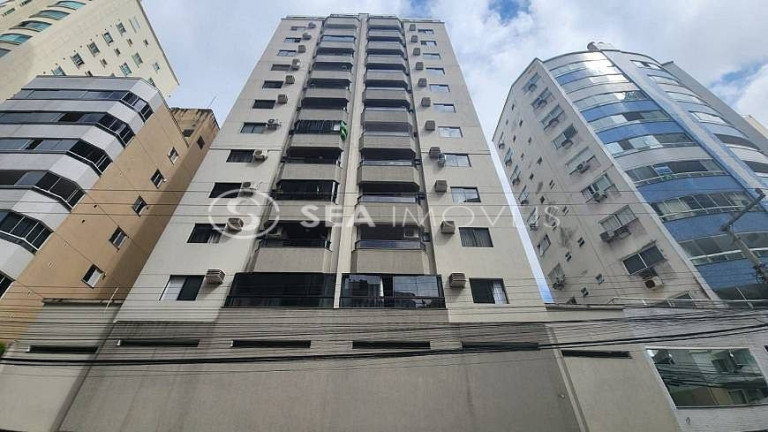 Imagem Apartamento com 3 Quartos à Venda, 131 m² em Centro - Balneário Camboriú Imagem Apartamento com 3 Quartos à Venda, 131 m² em Centro - Balneário Camboriú