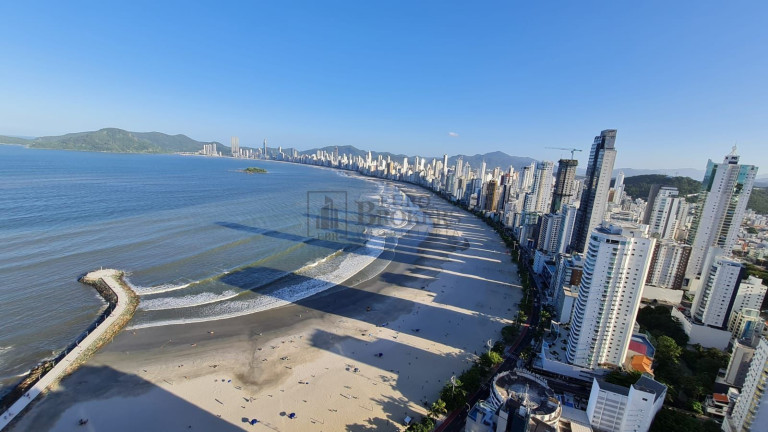 Imagem Apartamento com 3 Quartos à Venda, 172 m² em Pioneiros - Balneário Camboriú Imagem Apartamento com 3 Quartos à Venda, 172 m² em Pioneiros - Balneário Camboriú