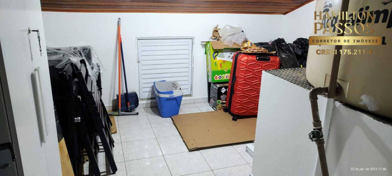 Imagem Casa com 3 Quartos à Venda, 186 m² em Vila Alzira - Santo André