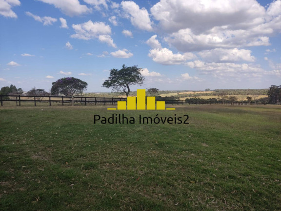 Imagem Fazenda à Venda, 87 m² em Itapetininga Imagem Fazenda à Venda, 87 m² em Itapetininga