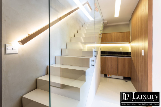 Imagem Cobertura com 2 Quartos à Venda, 106 m² em Itaim Bibi - São Paulo