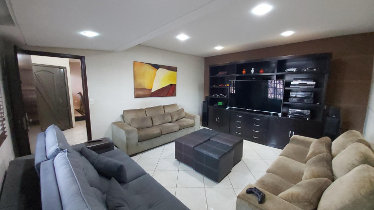 Imagem Casa com 3 Quartos à Venda, 252 m² em Vila Vilas Boas - Campo Grande