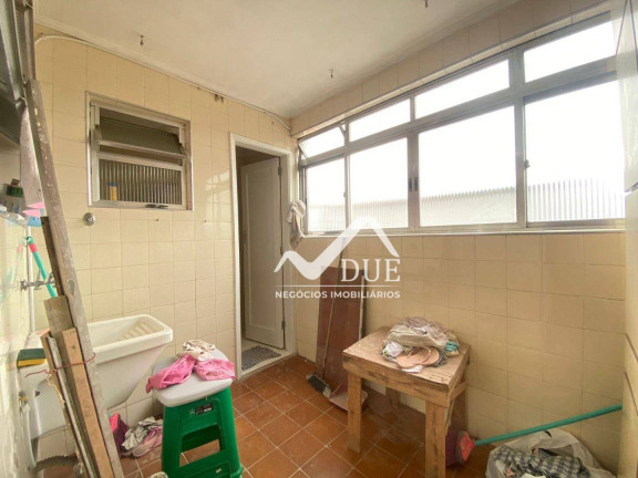 Imagem Apartamento com 2 Quartos à Venda, 82 m² em Aparecida - Santos