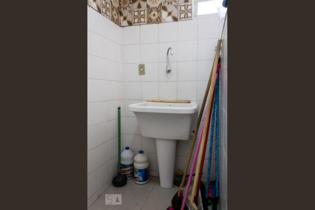Imagem Imóvel com 2 Quartos para Alugar, 25 m² em Campo Grande - Rio De Janeiro Imagem Imóvel com 2 Quartos para Alugar, 25 m² em Campo Grande - Rio De Janeiro