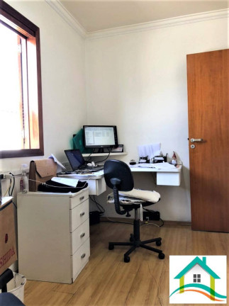 Imagem Casa com 3 Quartos à Venda, em Santa Maria - Santo André Imagem Casa com 3 Quartos à Venda, em Santa Maria - Santo André
