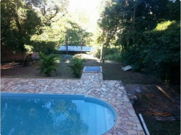 Chácara com 3 Quartos à Venda, 2.000 m² em Jardim Estância Brasil - Atibaia