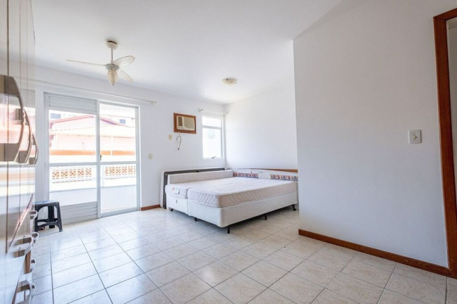 Imagem Apartamento com 2 Quartos à Venda, 71 m² em Canasvieiras - Florianópolis Imagem Apartamento com 2 Quartos à Venda, 71 m² em Canasvieiras - Florianópolis