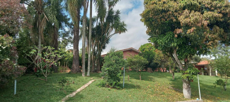 Imagem Casa com 3 Quartos à Venda, 2.500 m² em São Roque