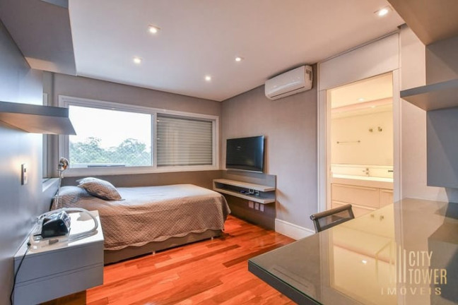 Imagem Apartamento com 1 Quarto à Venda, 244 m² em Vila Nova Conceição - São Paulo Imagem Apartamento com 1 Quarto à Venda, 244 m² em Vila Nova Conceição - São Paulo