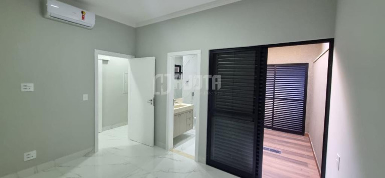 Imagem Casa de Condomínio com 3 Quartos à Venda, 230 m² em Condomínio Vilage La Montagne - São José Do Rio Preto