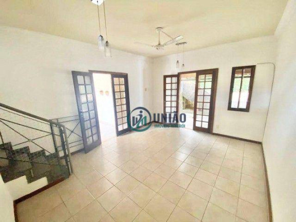 Casa com 3 Quartos à Venda, 385 m² em Pendotiba - Niterói