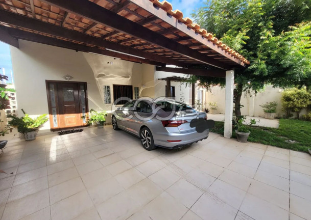 Imagem Casa com 3 Quartos à Venda, 360 m² em Aeroporto - Aracaju Imagem Casa com 3 Quartos à Venda, 360 m² em Aeroporto - Aracaju