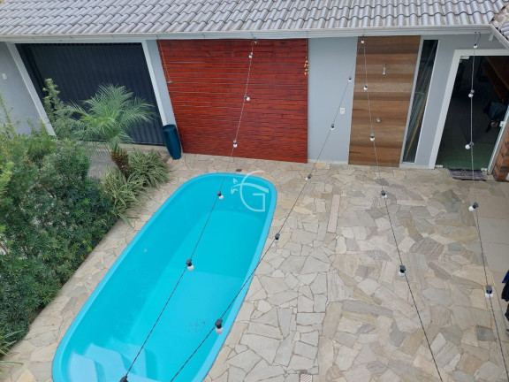Imagem Casa com 3 Quartos à Venda,  em Floresta - Joinville
