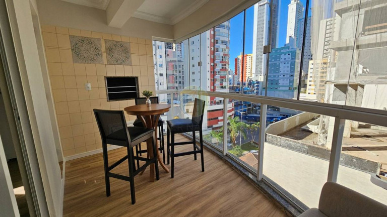 Imagem Apartamento com 3 Quartos à Venda, 87 m² em Barra Sul - Balneário Camboriú Imagem Apartamento com 3 Quartos à Venda, 87 m² em Barra Sul - Balneário Camboriú