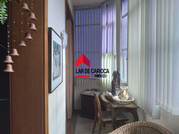 Imagem Apartamento com 3 Quartos à Venda, 114 m² em Leme - Rio De Janeiro Imagem Apartamento com 3 Quartos à Venda, 114 m² em Leme - Rio De Janeiro