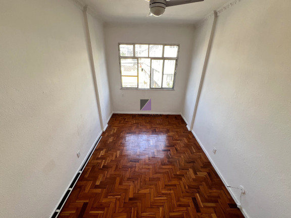 Imagem Imóvel com 2 Quartos à Venda, 65 m² em Maracanã - Rio De Janeiro Imagem Imóvel com 2 Quartos à Venda, 65 m² em Maracanã - Rio De Janeiro