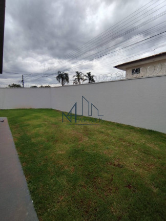Imagem Casa com 3 Quartos à Venda, 236 m² em Setor Orientville - Goiânia Imagem Casa com 3 Quartos à Venda, 236 m² em Setor Orientville - Goiânia