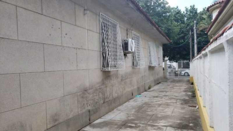 Imagem Imóvel com 3 Quartos à Venda, 164 m² em Campo Grande - Rio De Janeiro Imagem Imóvel com 3 Quartos à Venda, 164 m² em Campo Grande - Rio De Janeiro
