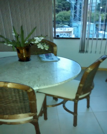 Imagem Imóvel com 2 Quartos à Venda, 80 m² em Tristeza - Porto Alegre Imagem Imóvel com 2 Quartos à Venda, 80 m² em Tristeza - Porto Alegre