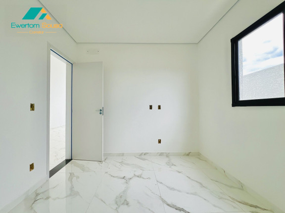 Imagem Casa com 3 Quartos à Venda, 128 m² em Conjunto Habitacional José Barnet Y Vives - Atibaia Imagem Casa com 3 Quartos à Venda, 128 m² em Conjunto Habitacional José Barnet Y Vives - Atibaia