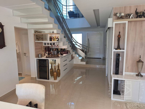 Imagem Sobrado com 4 Quartos à Venda, 420 m² em Jambeiro - Jambeiro Imagem Sobrado com 4 Quartos à Venda, 420 m² em Jambeiro - Jambeiro