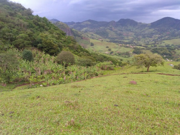 Imagem Imóvel à Venda, 200 m² em Lambari - Gonçalves Imagem Imóvel à Venda, 200 m² em Lambari - Gonçalves