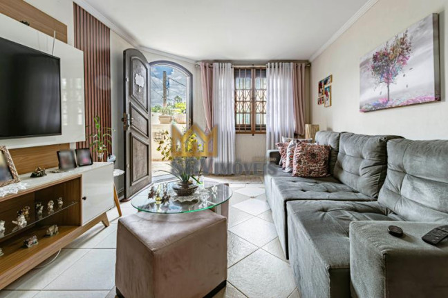 Imagem Sobrado com 3 Quartos à Venda, 210 m² em Atuba - Curitiba Imagem Sobrado com 3 Quartos à Venda, 210 m² em Atuba - Curitiba