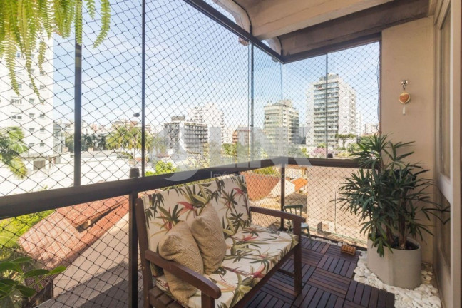 Imagem Apartamento com 3 Quartos à Venda, 110 m² em Moinhos De Vento - Porto Alegre