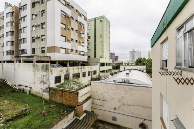 Imagem Apartamento com 1 Quarto à Venda, 32 m² em Passo Da Areia - Porto Alegre Imagem Apartamento com 1 Quarto à Venda, 32 m² em Passo Da Areia - Porto Alegre