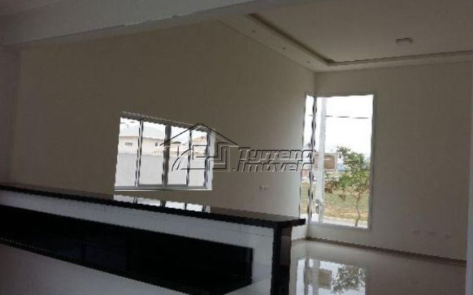 Imagem Casa de Condomínio com 3 Quartos à Venda, 143 m² em Bairro Do Grama - Caçapava Imagem Casa de Condomínio com 3 Quartos à Venda, 143 m² em Bairro Do Grama - Caçapava