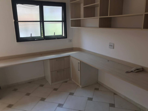 Imagem Casa com 3 Quartos à Venda, 200 m² em Santana De Parnaíba Imagem Casa com 3 Quartos à Venda, 200 m² em Santana De Parnaíba