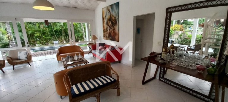Imagem Casa com 5 Quartos à Venda, 480 m² em Toque-toque Pequeno - São Sebastião Imagem Casa com 5 Quartos à Venda, 480 m² em Toque-toque Pequeno - São Sebastião