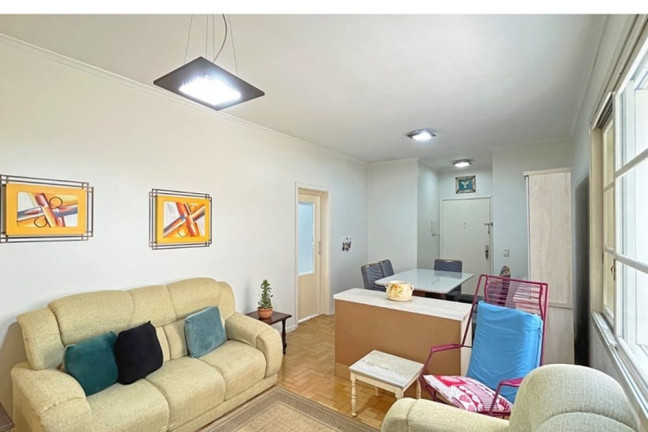 Imagem Apartamento com 3 Quartos à Venda, 100 m² em São João - Porto Alegre Imagem Apartamento com 3 Quartos à Venda, 100 m² em São João - Porto Alegre