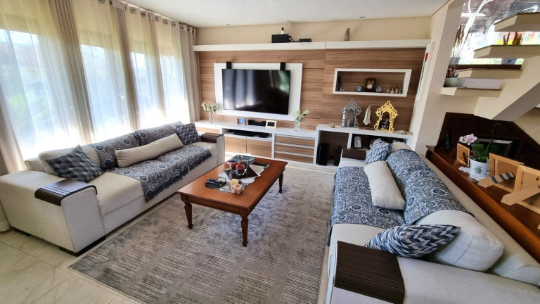 Imagem Casa com 4 Quartos à Venda, 380 m² em Parque Das Artes - Embu Das Artes Imagem Casa com 4 Quartos à Venda, 380 m² em Parque Das Artes - Embu Das Artes