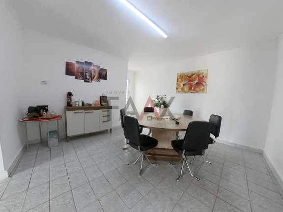 Imagem Casa com 3 Quartos à Venda, 167 m² em Alto Da Xv - Guarapuava Imagem Casa com 3 Quartos à Venda, 167 m² em Alto Da Xv - Guarapuava