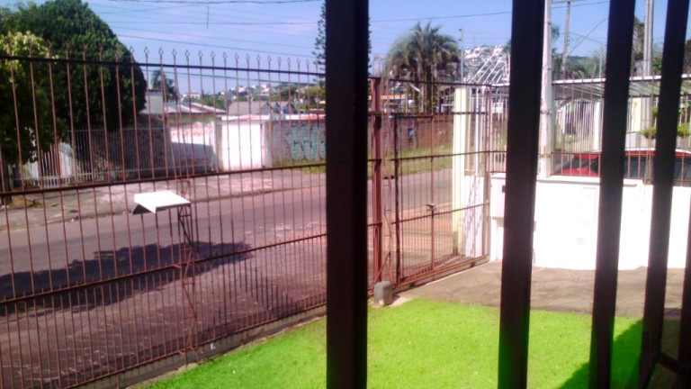 Imagem Casa com 3 Quartos à Venda, 112 m² em Camaquã - Porto Alegre Imagem Casa com 3 Quartos à Venda, 112 m² em Camaquã - Porto Alegre