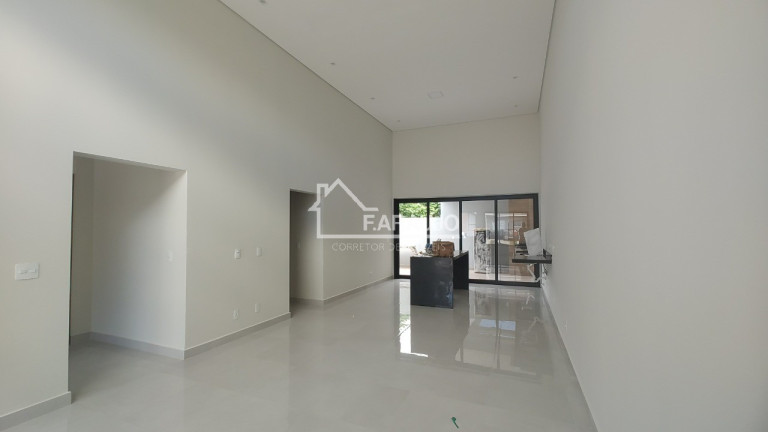 Imagem Imóvel com 3 Quartos à Venda, em Cajuru Do Sul - Sorocaba Imagem Imóvel com 3 Quartos à Venda, em Cajuru Do Sul - Sorocaba