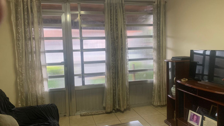 Imagem Casa com 3 Quartos à Venda, 204 m² em Centro - Poá Imagem Casa com 3 Quartos à Venda, 204 m² em Centro - Poá