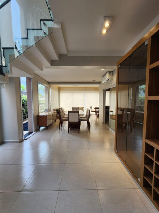 Imagem Sobrado com 3 Quartos à Venda, 315 m² em Villa Do Golf - Ribeirão Preto Imagem Sobrado com 3 Quartos à Venda, 315 m² em Villa Do Golf - Ribeirão Preto
