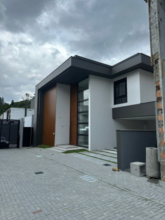 Imagem Imóvel com 3 Quartos à Venda, 290 m² em América - Joinville