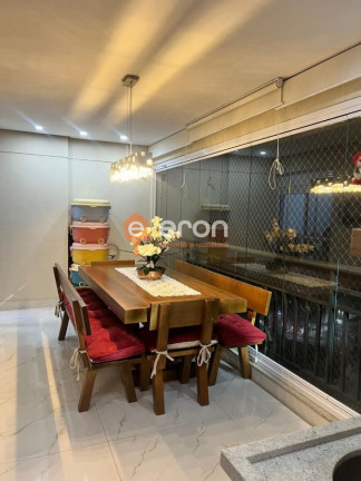 Imagem Apartamento com 3 Quartos à Venda, 116 m²