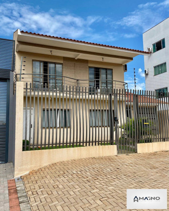 Imagem Sobrado com 3 Quartos à Venda, 234 m² em Neva - Cascavel