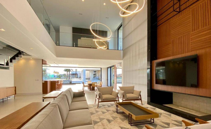 Imagem Casa com 5 Quartos à Venda, 350 m² em Centro - Xangri-lá Imagem Casa com 5 Quartos à Venda, 350 m² em Centro - Xangri-lá